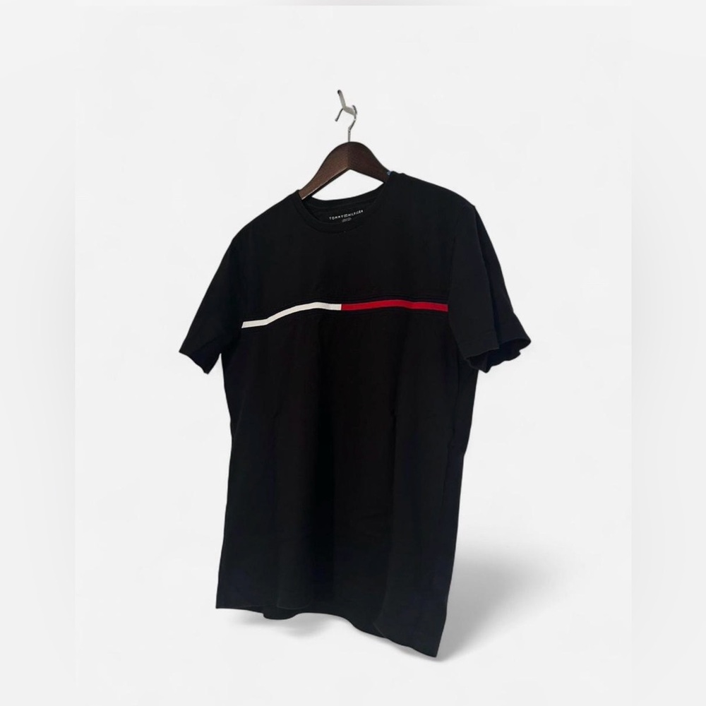 Tommy Hilfiger Men’s Black Signature Stripe Tee Shirt Size L